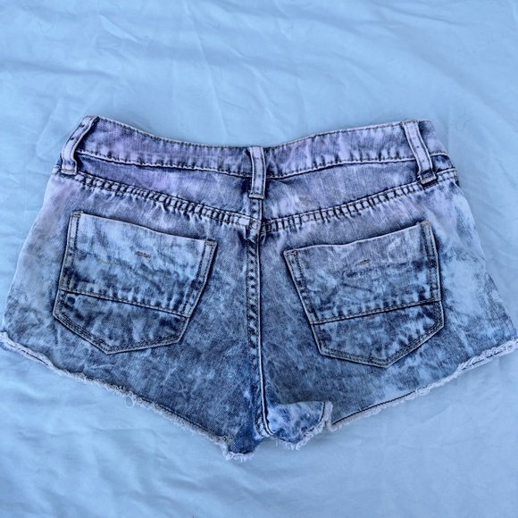 Decree high waisted jean shorts - Picture 2 of 3
